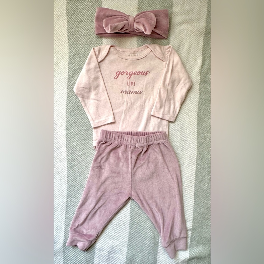 3-6 Month Baby Girl Matching Purple Velvet Pants and Long Sleeve Onesie with Bow